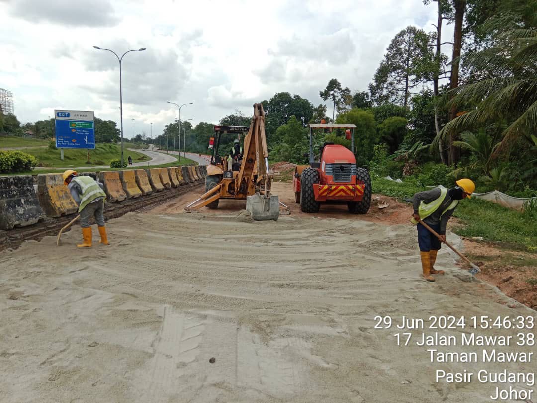 b70a9000-e91d-40e5-875f-1813a735d2c2